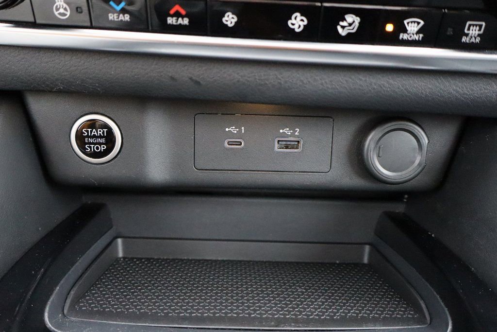 Used 2022 Nissan Rogue SL w/ SL Premium Package image 17