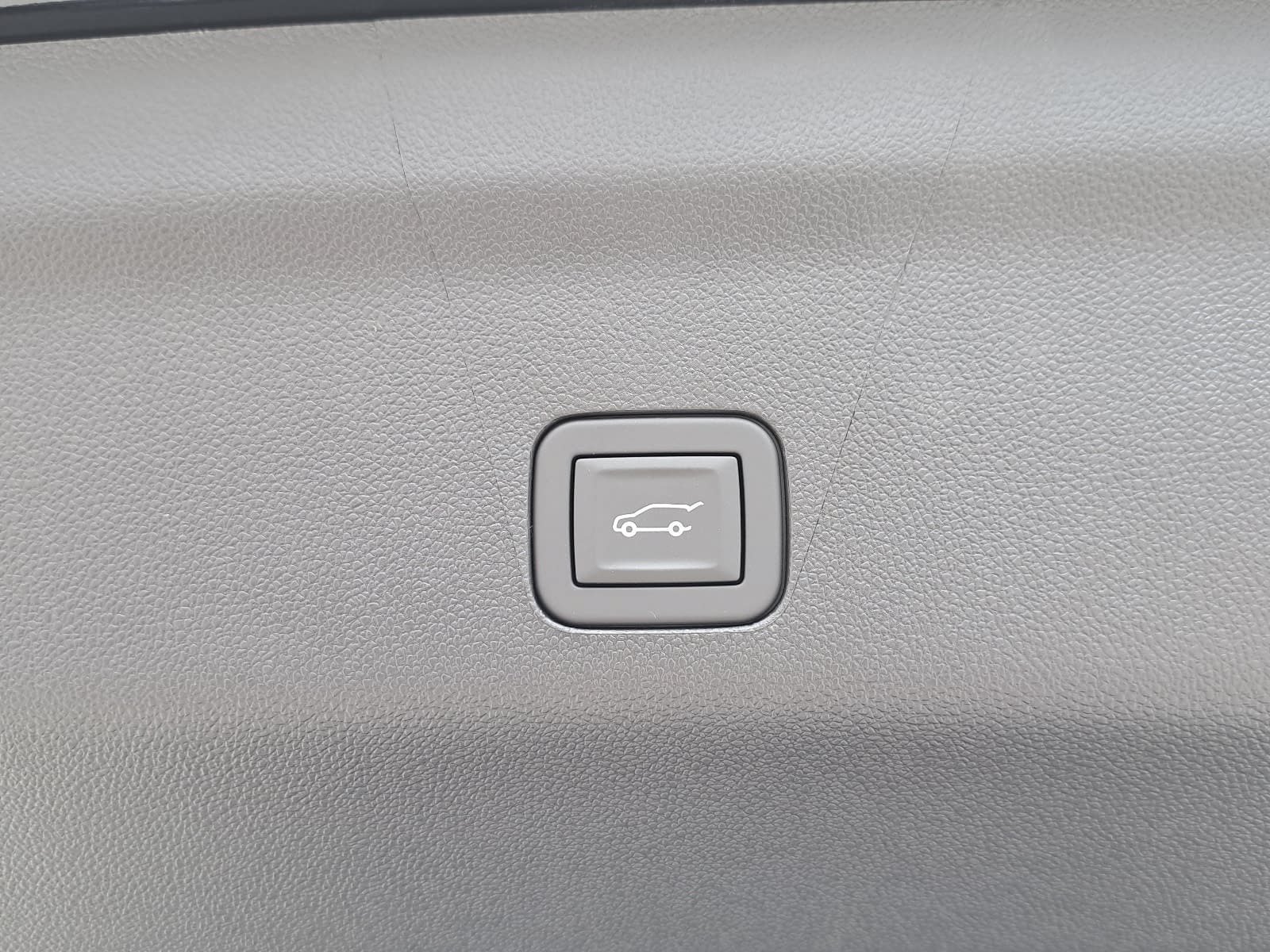 Used 2026 Chevrolet Suburban RST w/ Comfort Package RWD image 15