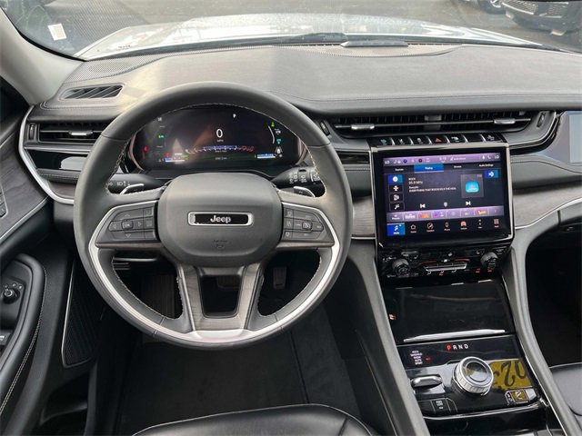 Used 2023 Jeep Grand Cherokee 4WD 4xe image 12