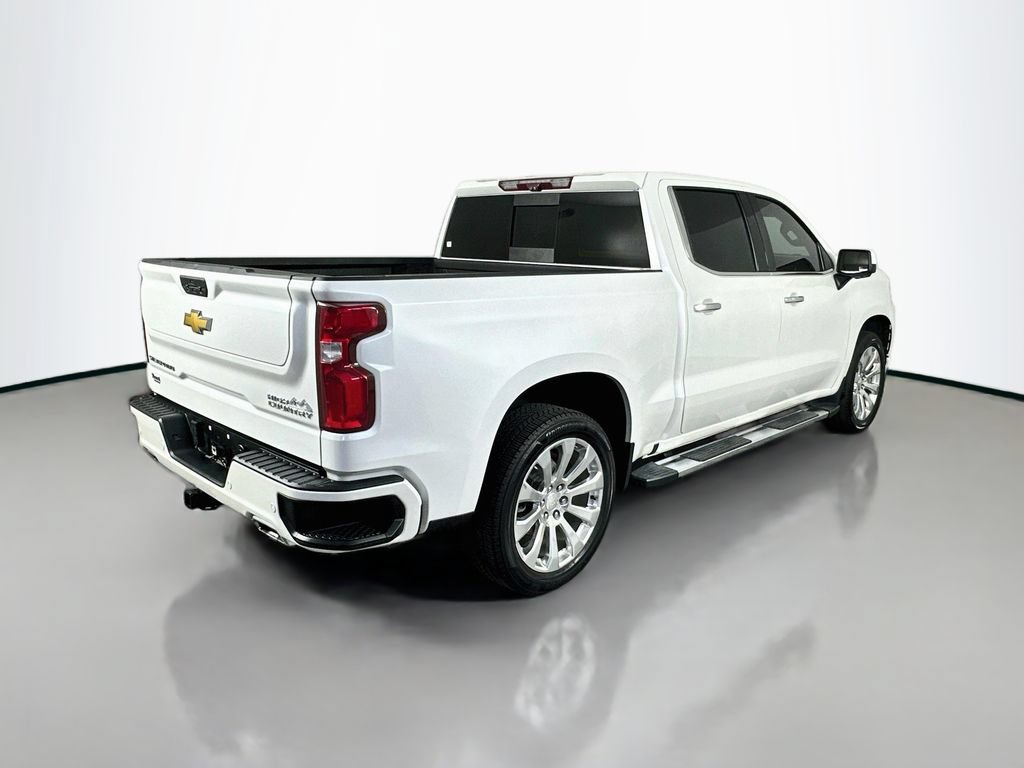 Used 2022 Chevrolet Silverado 1500 High Country w/ Technology Package AWD/4WD image 7