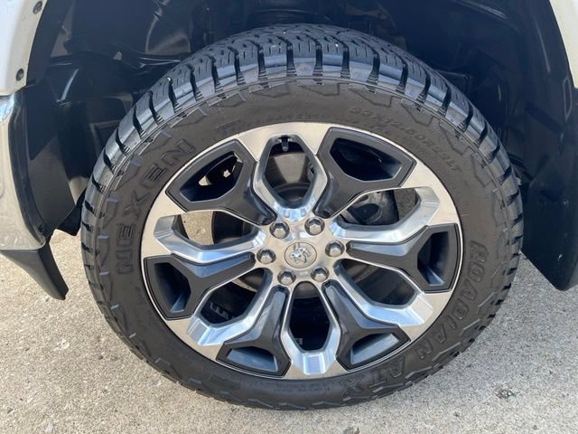 Used 2020 RAM 1500 Limited AWD/4WD image 9