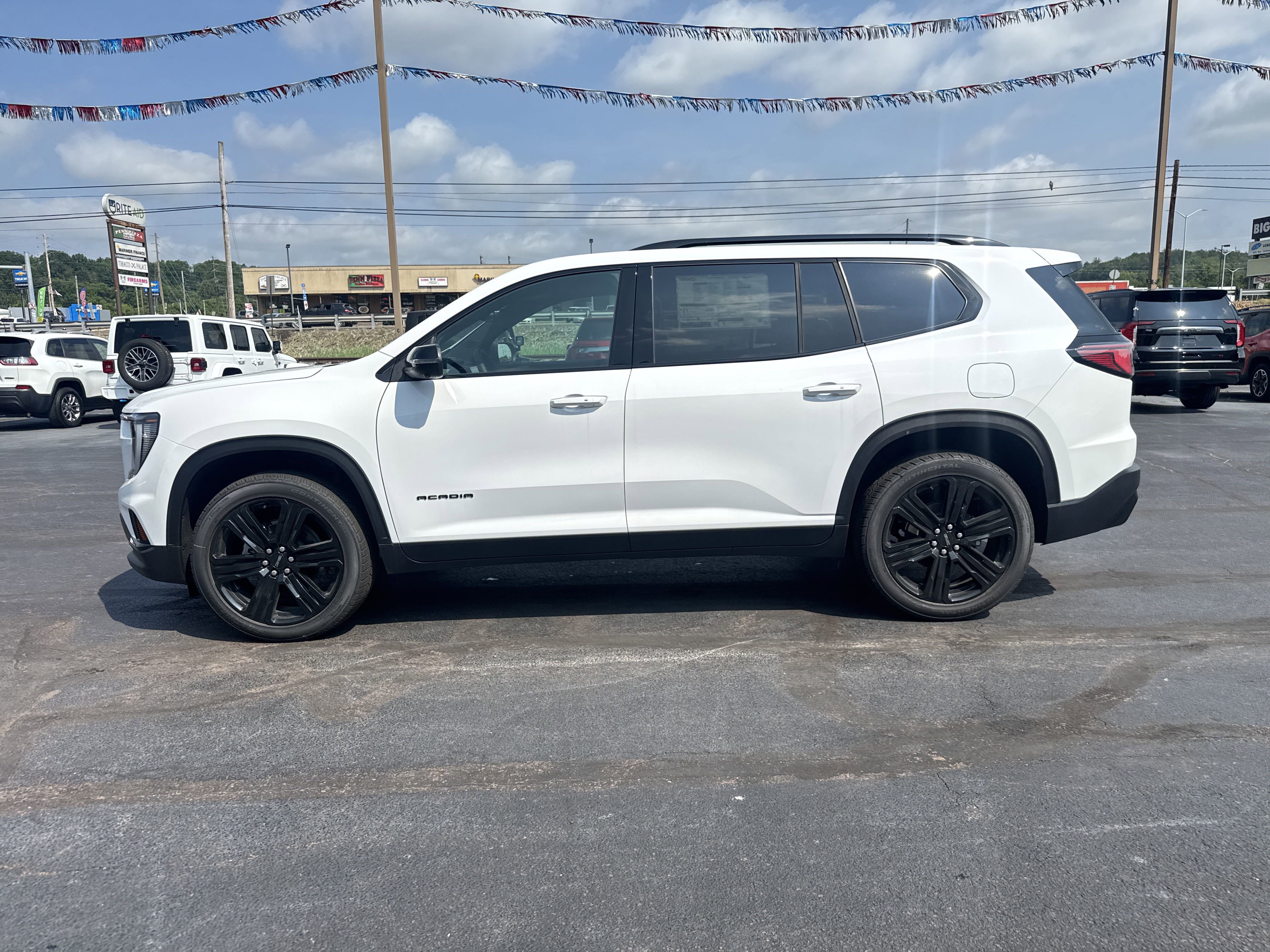 New 2025 GMC Acadia Elevation w/ Black Edition image 7