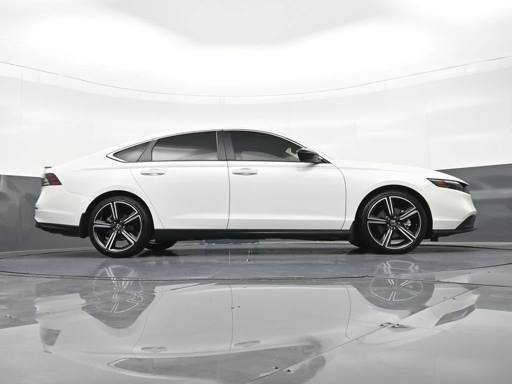 Used 2023 Honda Accord Sport image 29