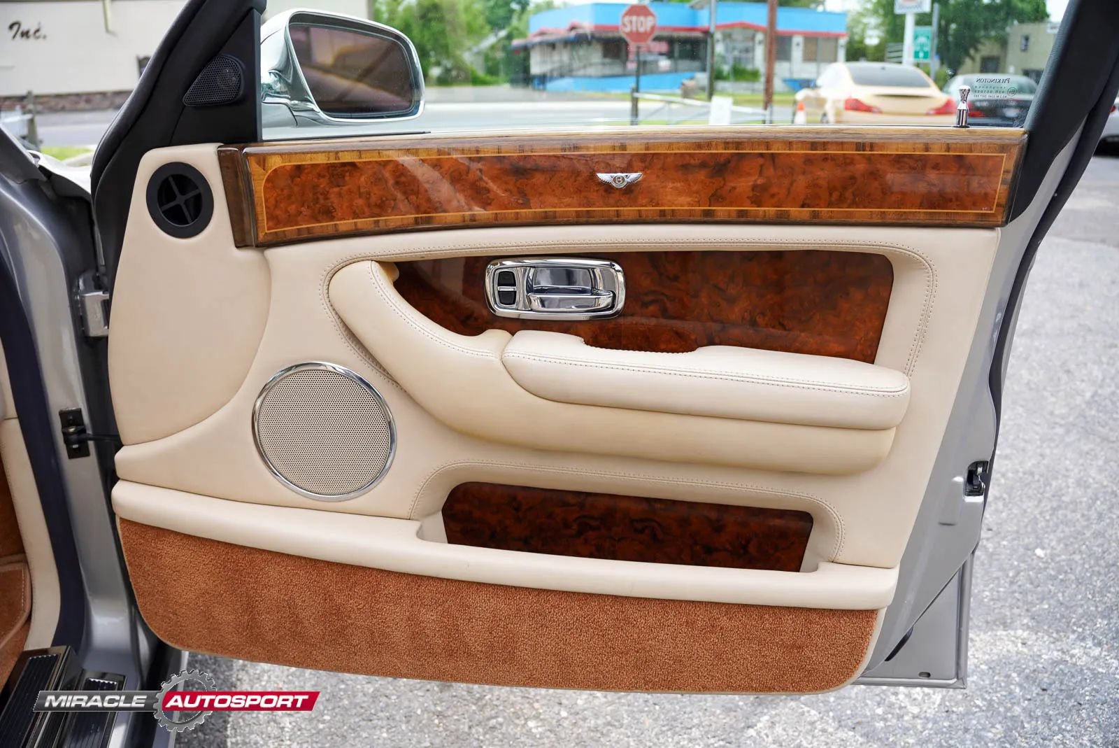 Used 2005 Bentley Arnage RL RWD image 28