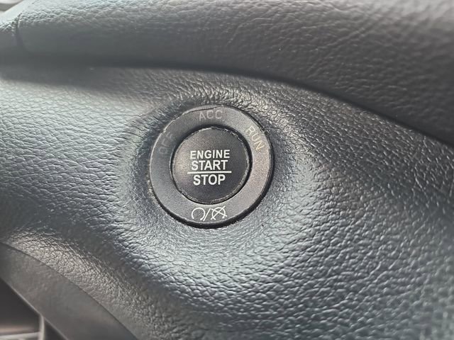 Used 2019 Jeep Cherokee Latitude Plus image 29