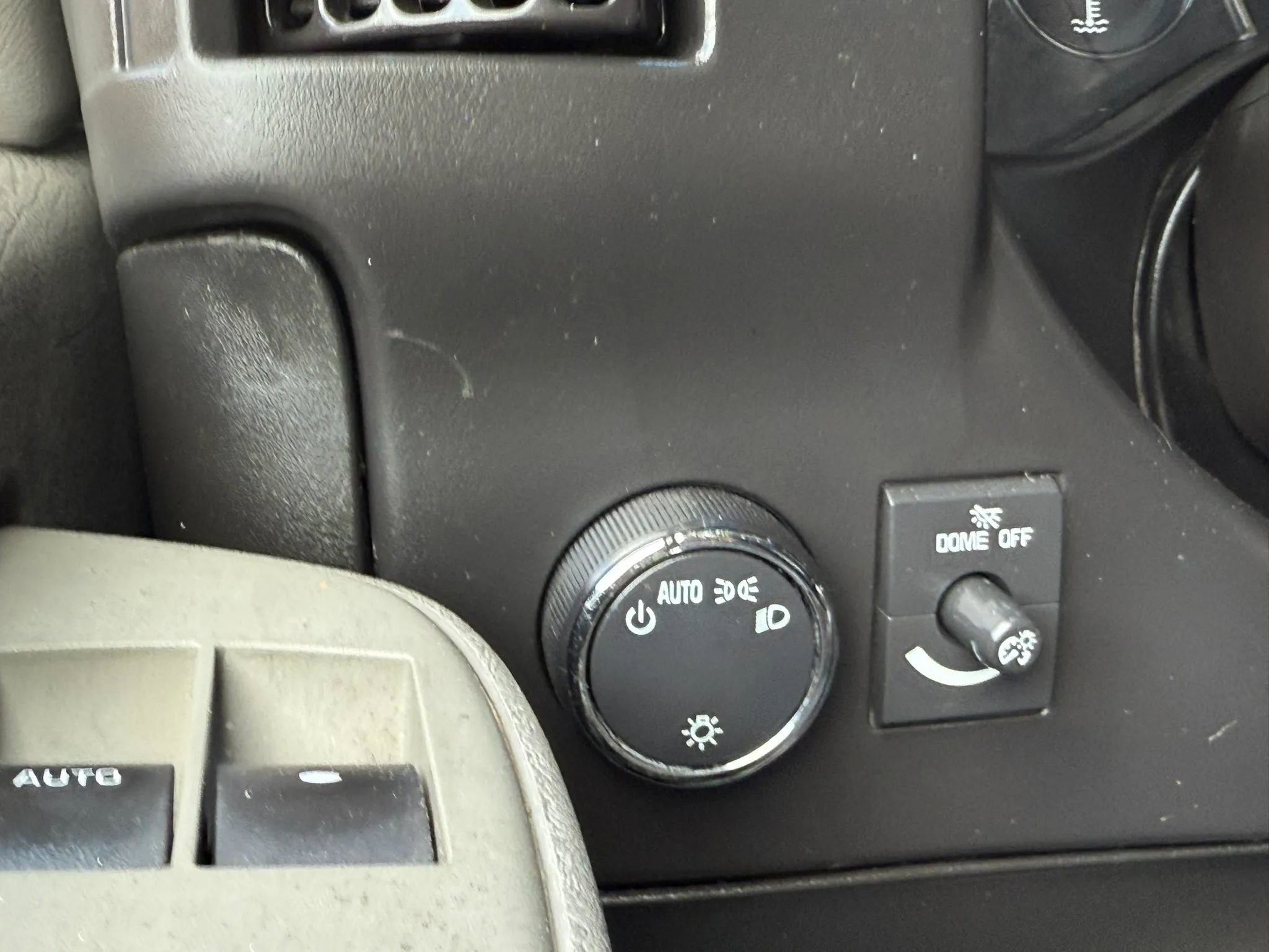 Used 2016 Chevrolet Express 2500 image 22