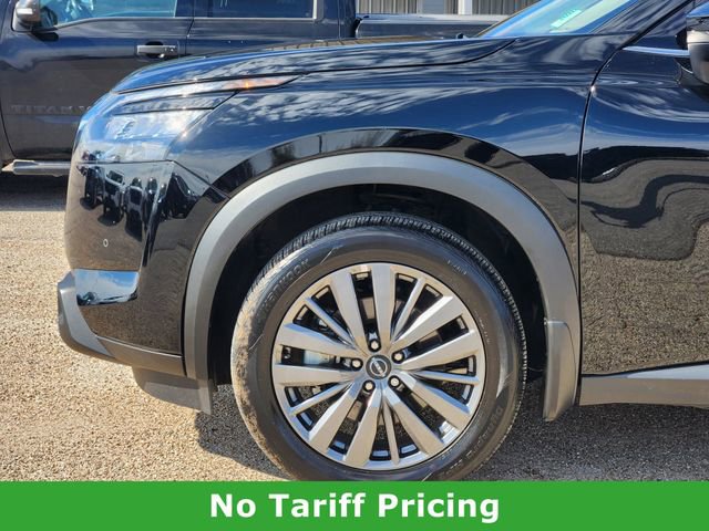 Certified 2025 Nissan Pathfinder SL w/ SL Premium Package image 7