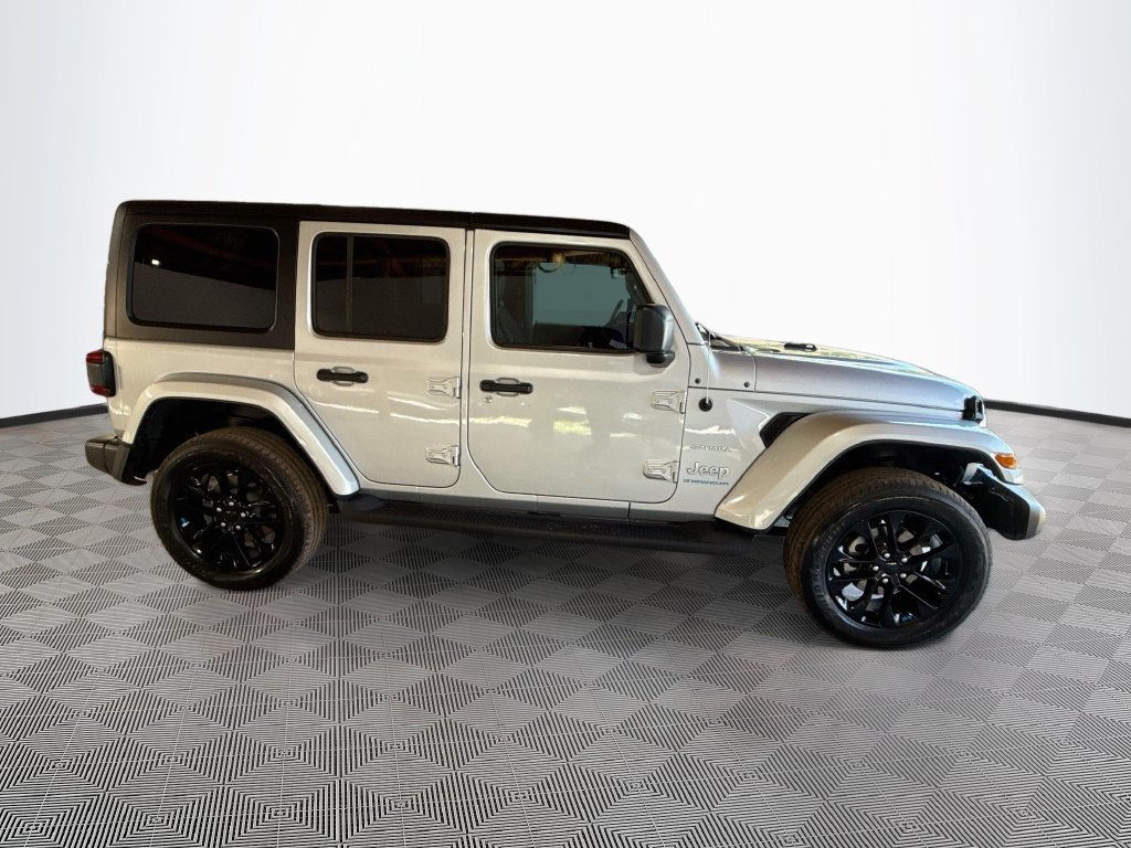 Certified 2023 Jeep Wrangler Unlimited Sahara w/ Cold Weather Group AWD/4WD image 5