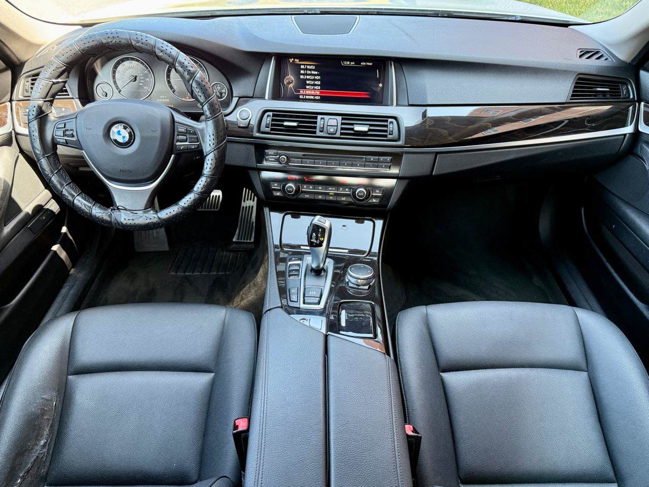Used 2015 BMW 528i xDrive Sedan AWD/4WD image 25