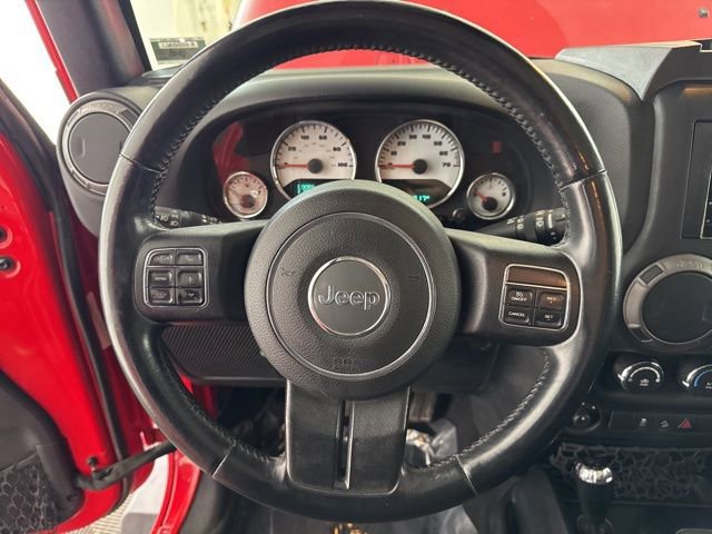 Used 2015 Jeep Wrangler Unlimited Sport w/ Dual Top Group image 26