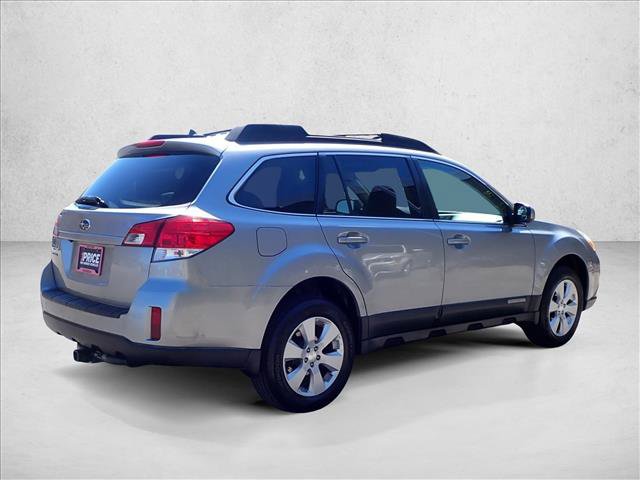 Used 2011 Subaru Outback 2.5i Limited AWD/4WD image 4