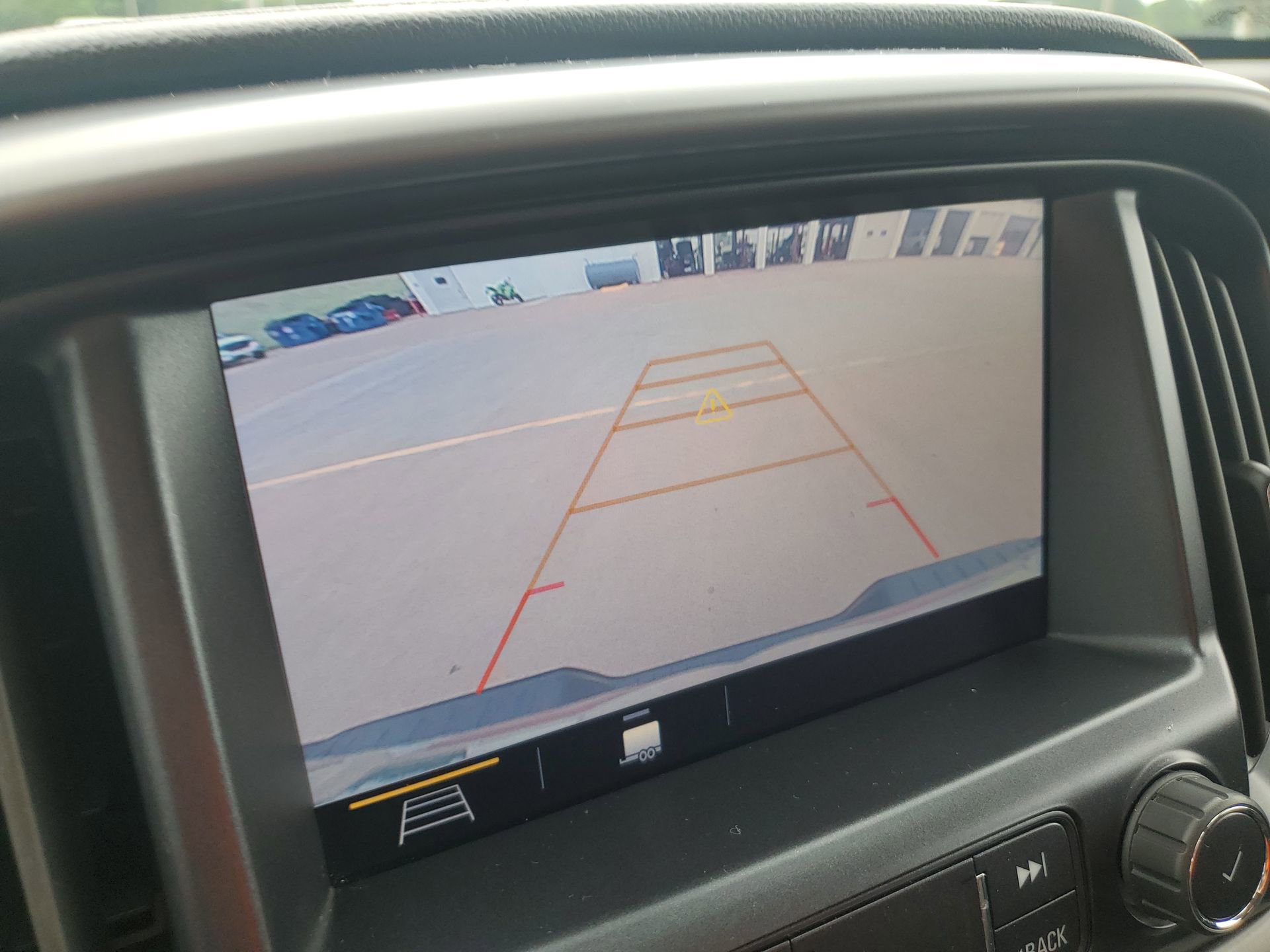 Used 2021 GMC Canyon AT4 w/ Driver Alert Package image 23
