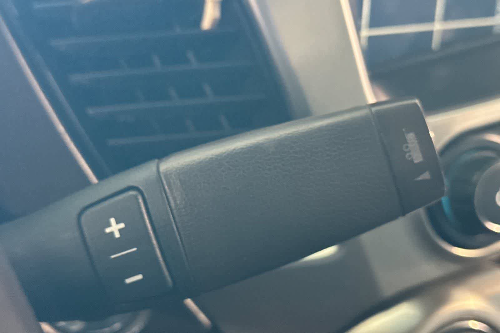Used 2015 Chevrolet Suburban LTZ AWD/4WD image 25