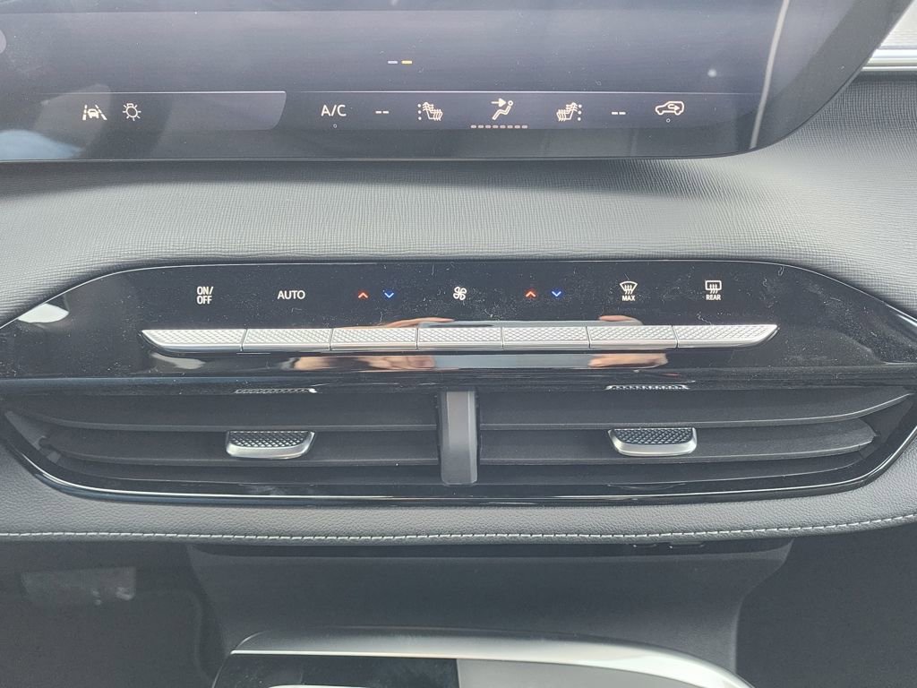 New 2026 Buick Enclave Sport Touring w/ Super Cruise Package image 31