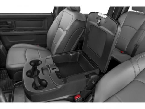 Used 2024 RAM 3500 Tradesman w/ Chrome Appearance Group image 31