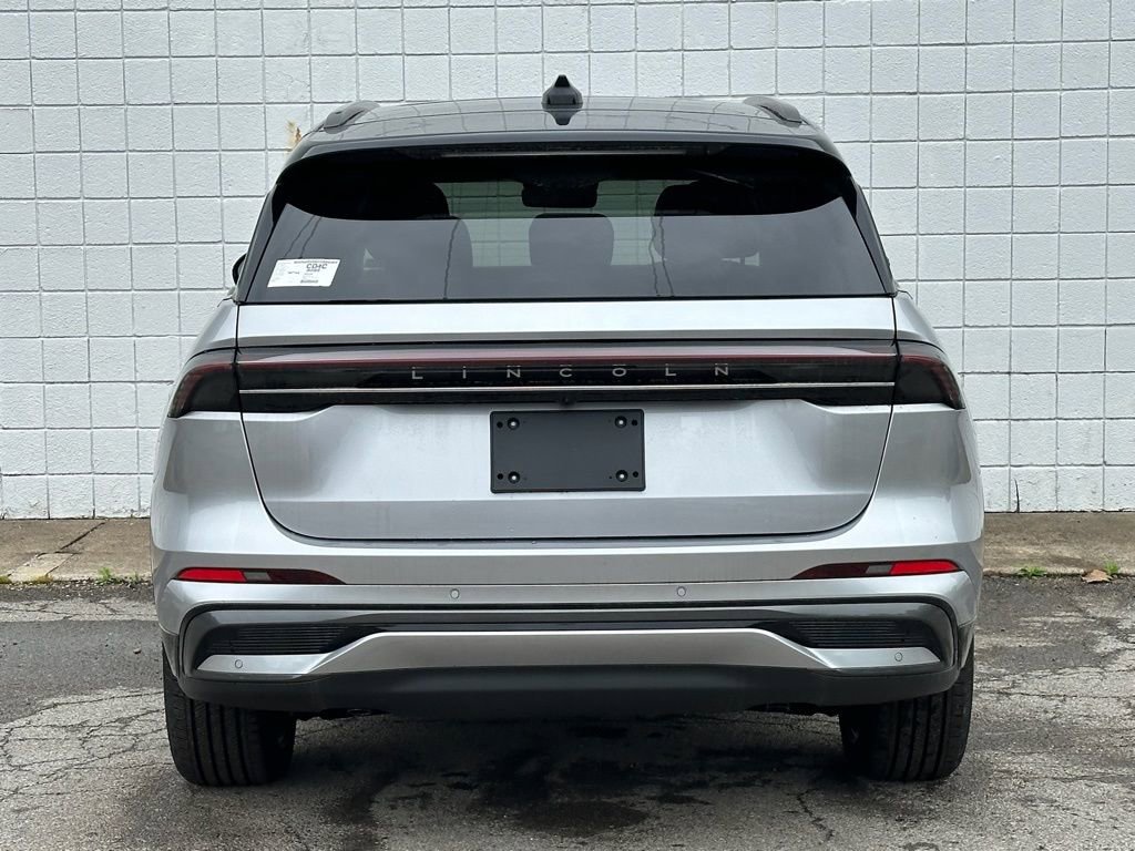 New 2026 Lincoln Nautilus Reserve w/ Jet Appearance Package AWD/4WD image 4