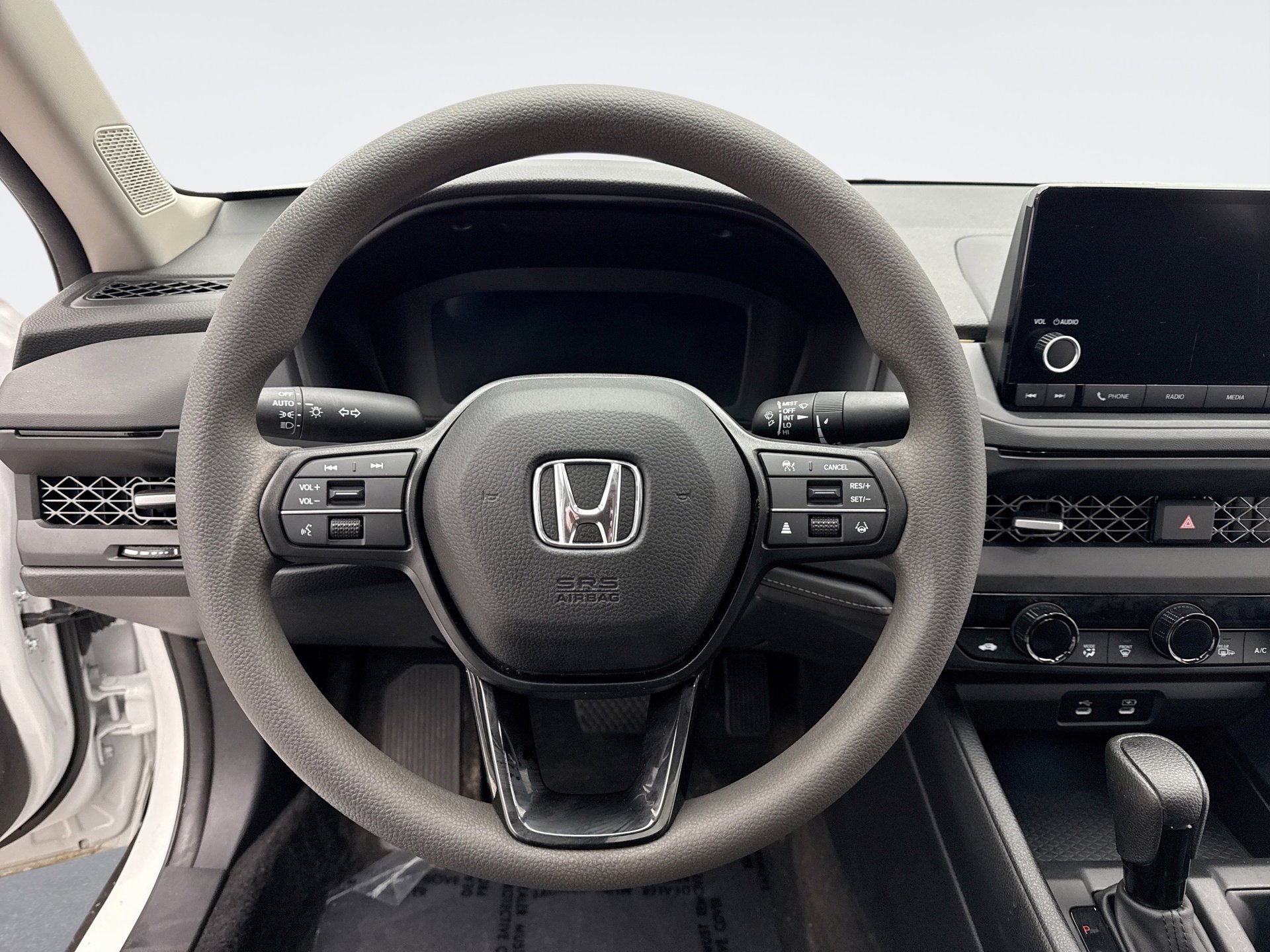 Used 2023 Honda Accord EX image 12
