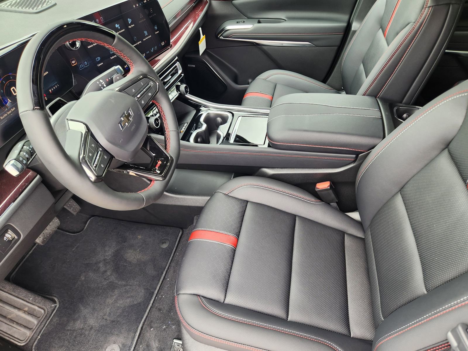 New 2026 Chevrolet Traverse RS FWD image 14