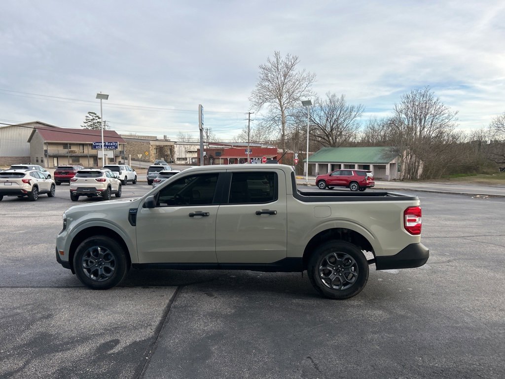 Used 2025 Ford Maverick XLT w/ Equipment Group 302A image 6