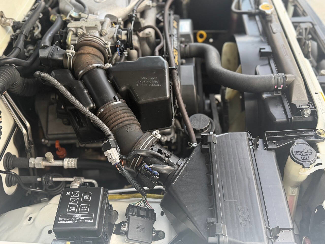 Used 2001 Toyota 4Runner SR5 image 95