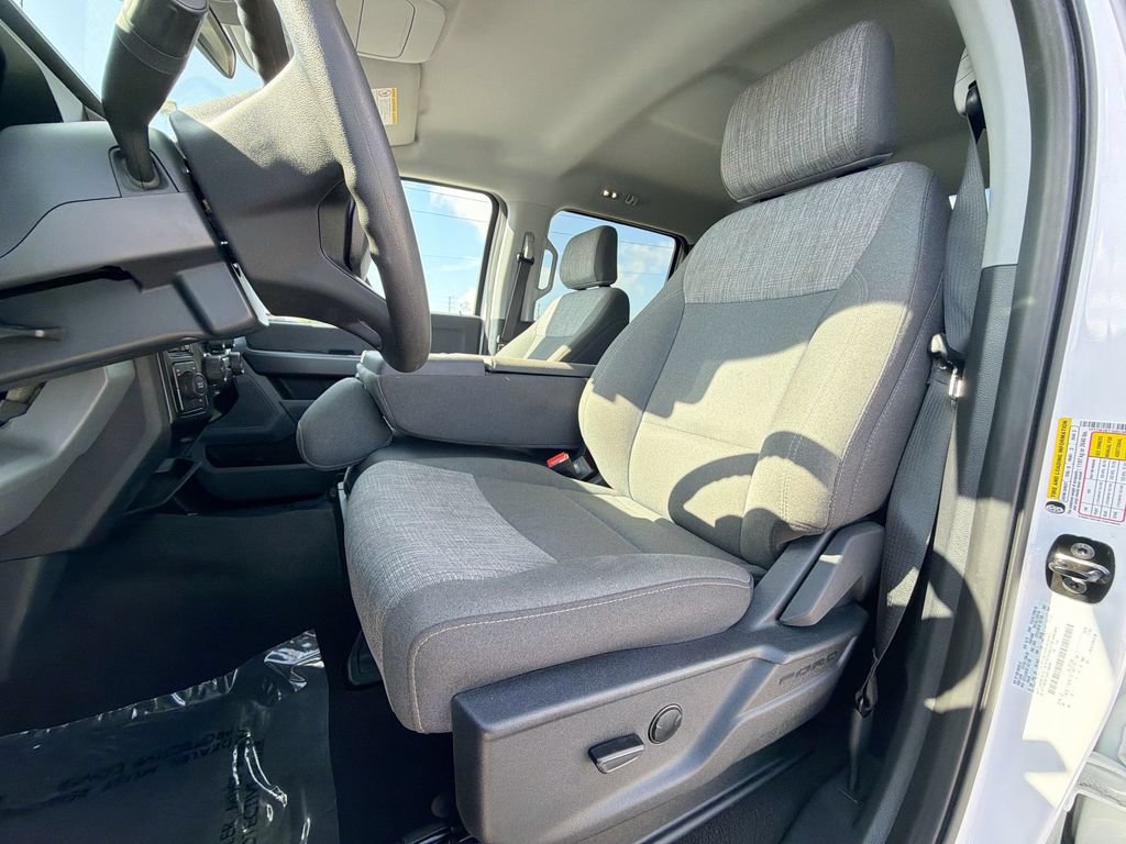 Used 2025 Ford F250 XLT AWD/4WD image 17