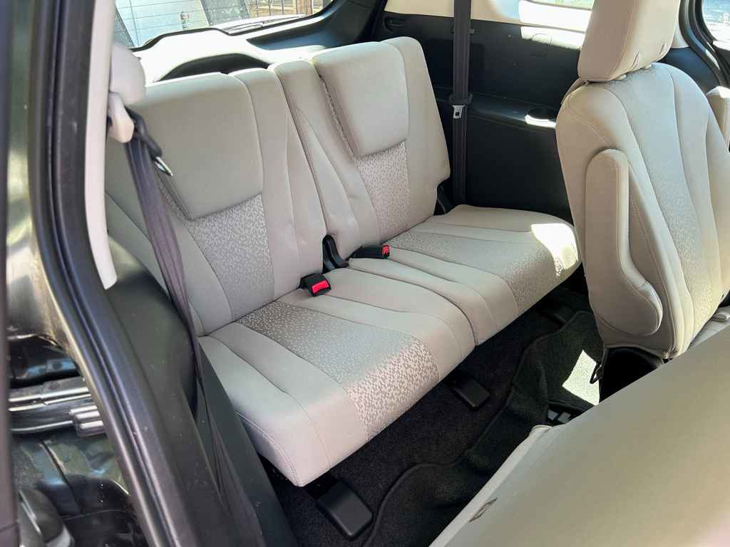 Used 2012 MAZDA MAZDA5 Sport FWD image 12
