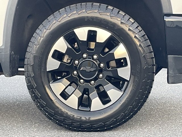 Certified 2020 Chevrolet Silverado 2500 Custom w/ Custom Value Package image 16