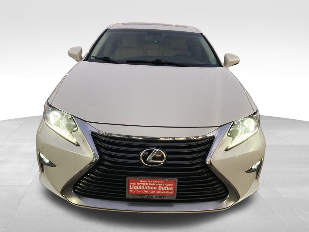 Used 2016 Lexus ES 350 350 w/ Navigation System Package image 8