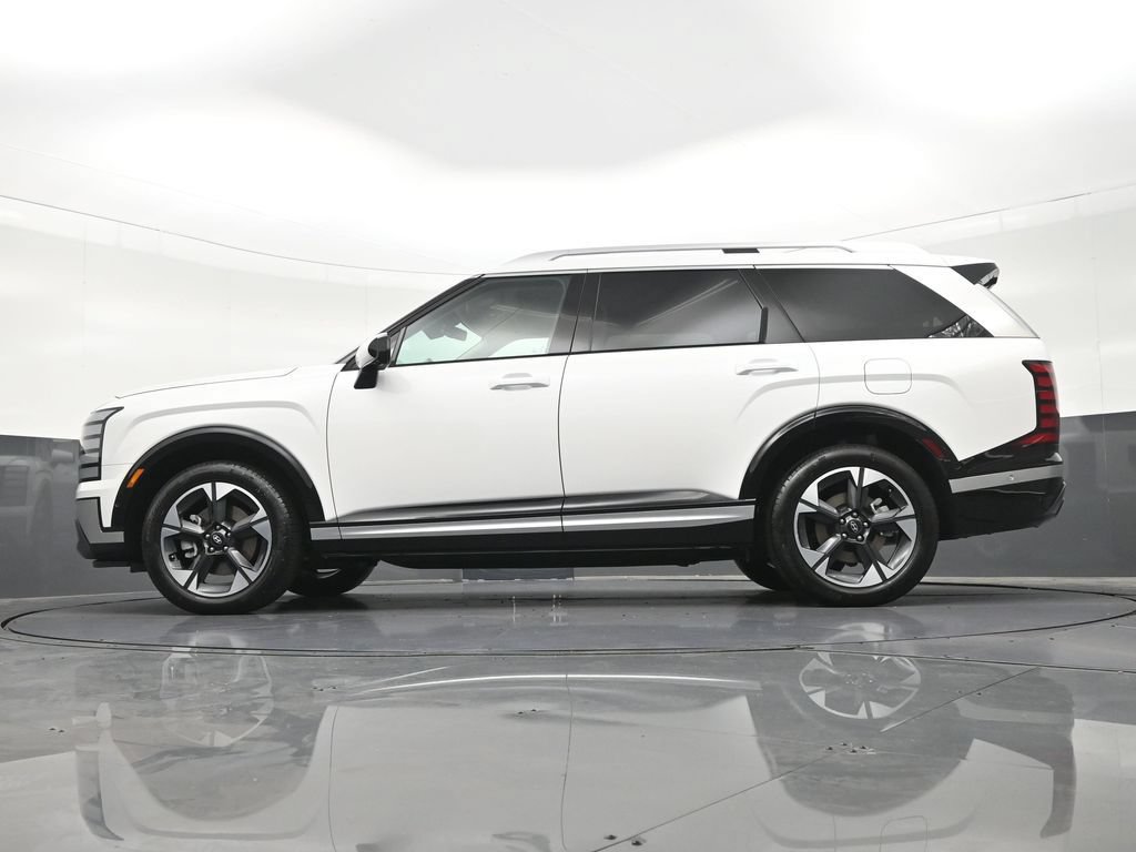 Used 2026 Hyundai Palisade Limited FWD image 25