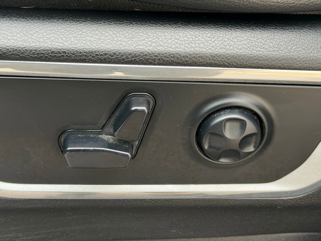 Used 2020 RAM 1500 Laramie w/ Sport Appearance Package image 22