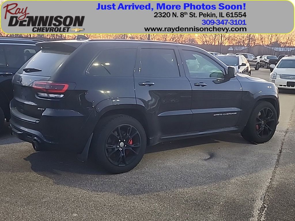 Used 2015 Jeep Grand Cherokee SRT w/ Luxury Group II image 2