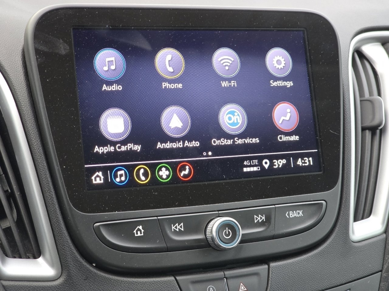 Used 2024 Chevrolet Malibu LT image 15