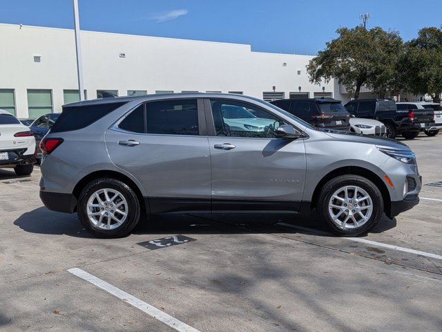 Used 2023 Chevrolet Equinox LT image 4