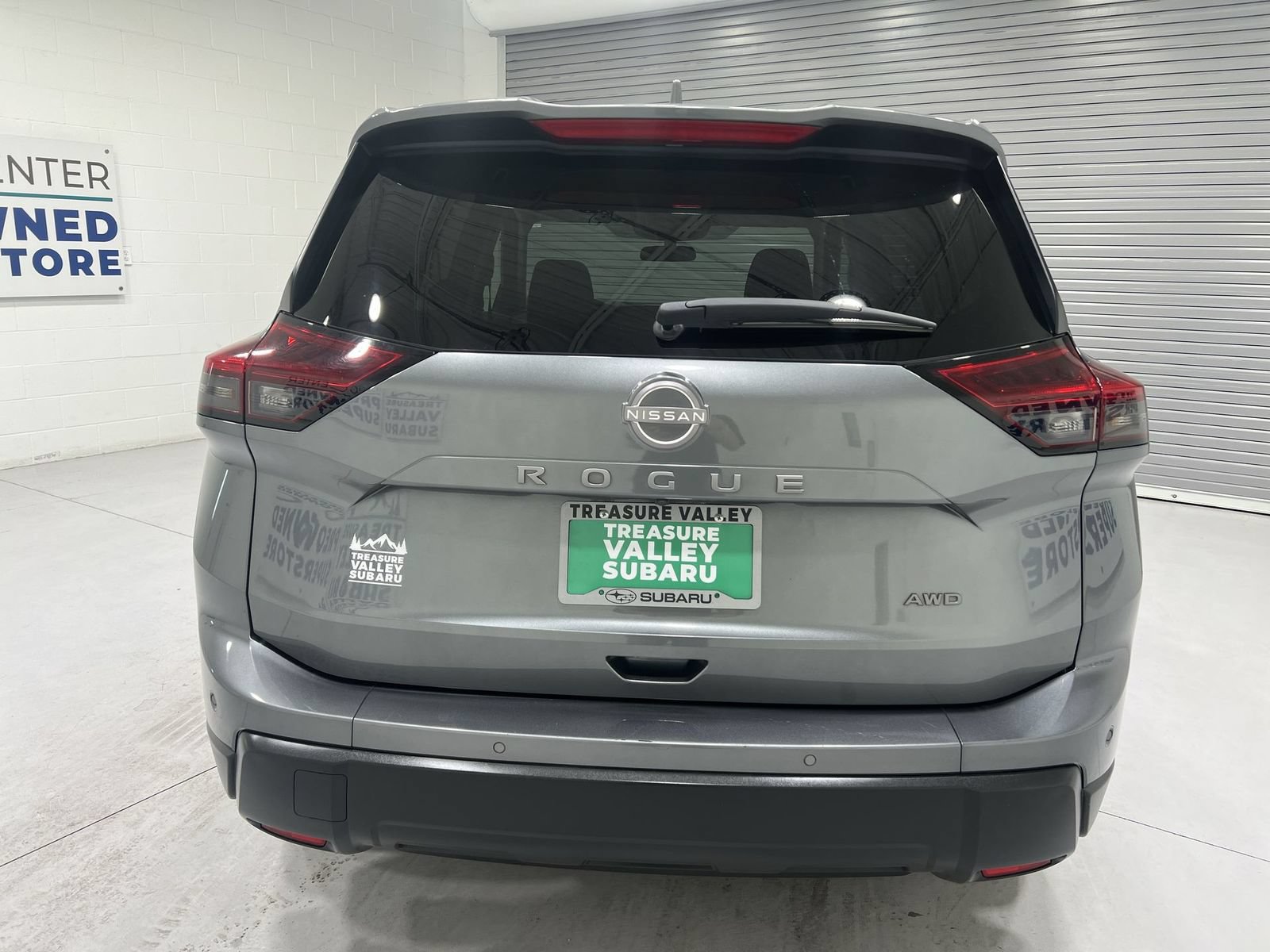 Used 2025 Nissan Rogue SV AWD/4WD image 7