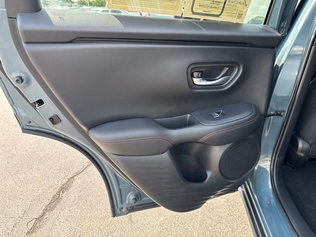 Certified 2025 Honda HR-V Sport image 31