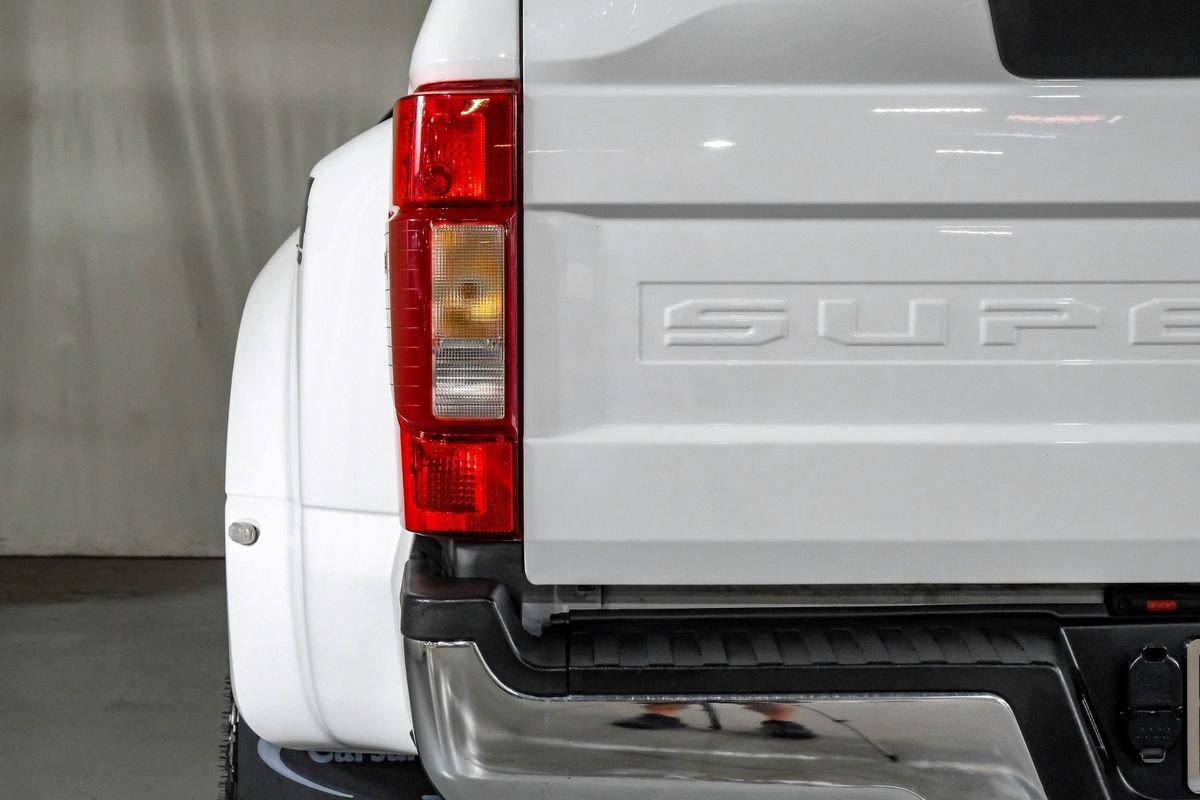 Used 2022 Ford F350 Lariat w/ Lariat Value Package AWD/4WD image 39
