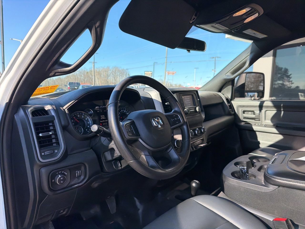 Used 2023 RAM 2500 Tradesman w/ Chrome Appearance Group image 4