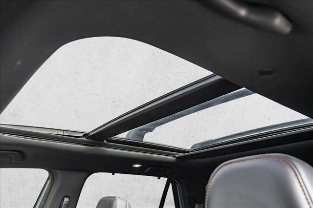 Certified 2024 Honda Pilot TrailSport image 22