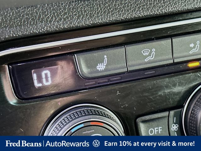 Used 2023 Volkswagen Atlas Cross Sport SEL AWD/4WD image 25