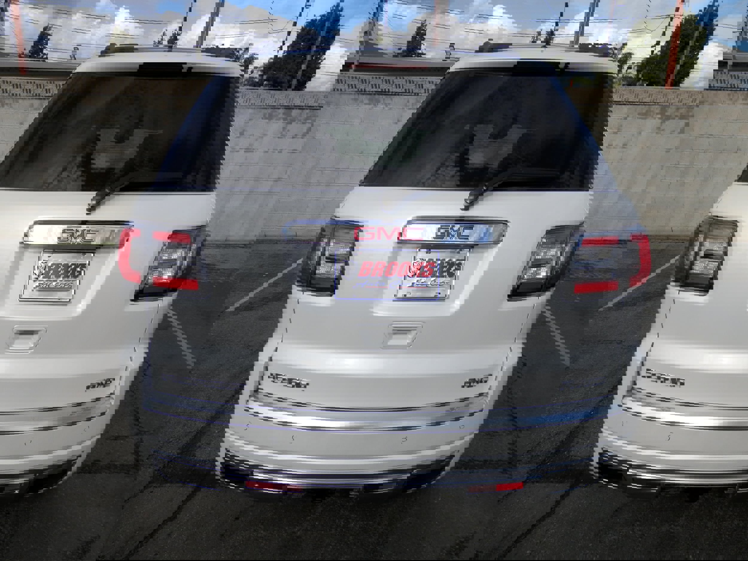 Used 2016 GMC Acadia Denali image 8