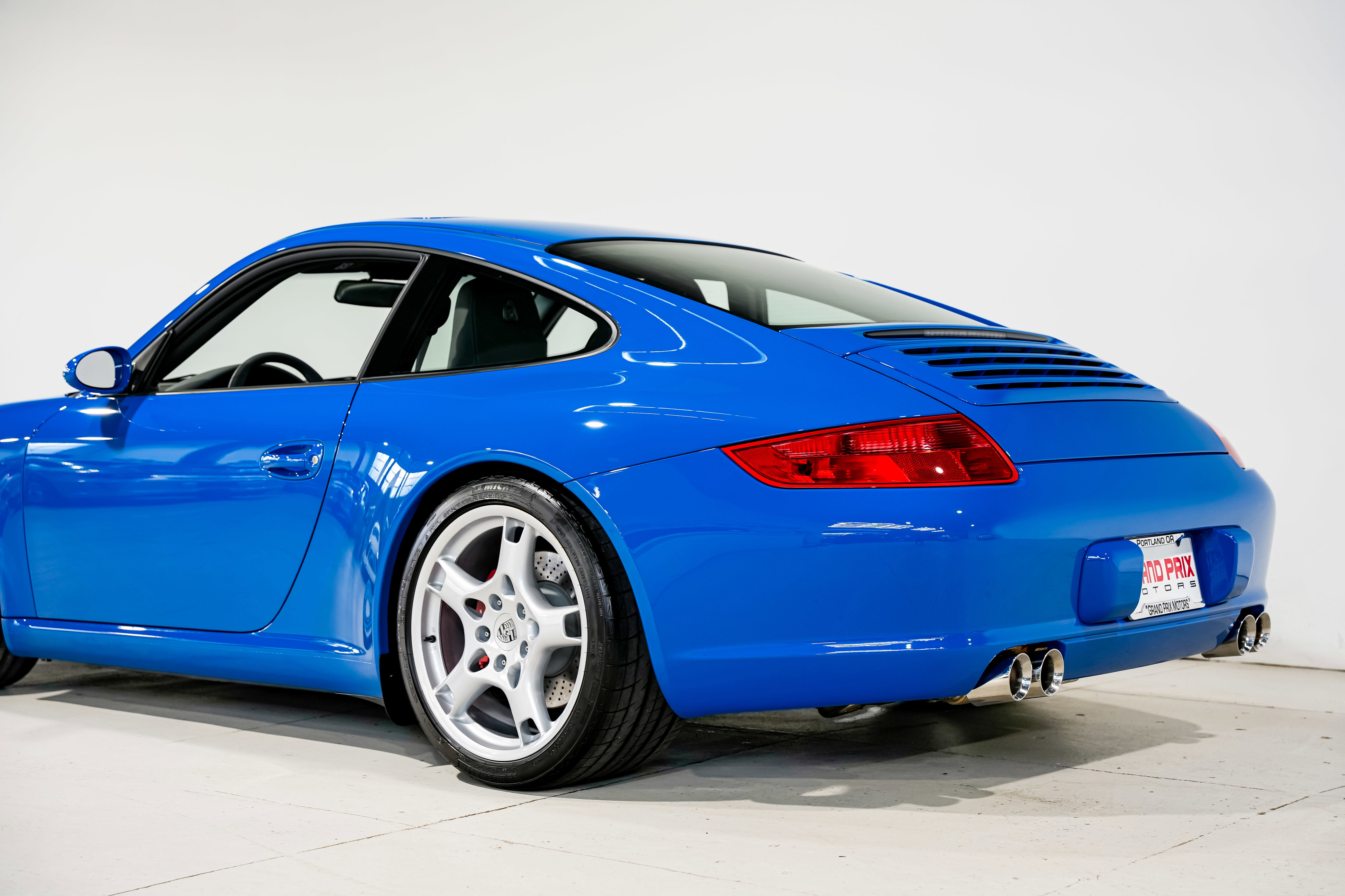 Used 2006 Porsche 911 Carrera S RWD image 29