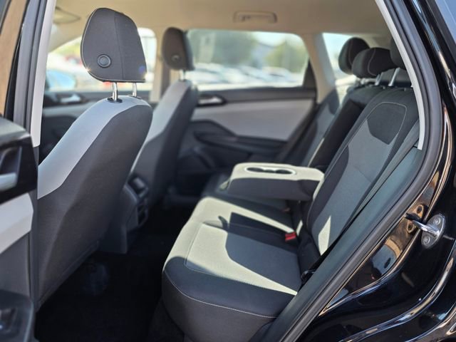 Used 2024 Volkswagen Taos S image 18