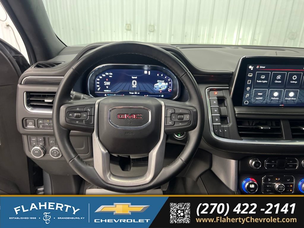 Used 2023 GMC Yukon XL SLT AWD/4WD image 28