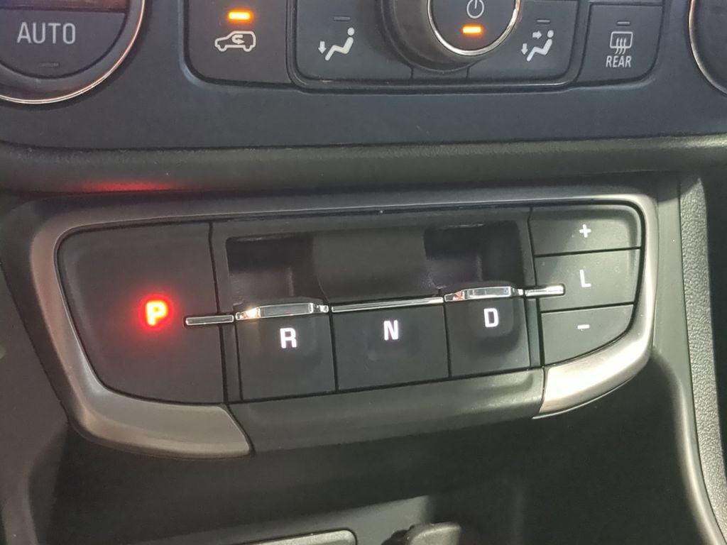 Used 2023 GMC Terrain AT4 w/ Infotainment Package II AWD/4WD image 33