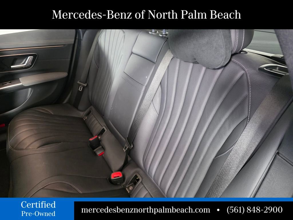 Certified 2022 Mercedes-Benz EQS 580 4MATIC Sedan image 16