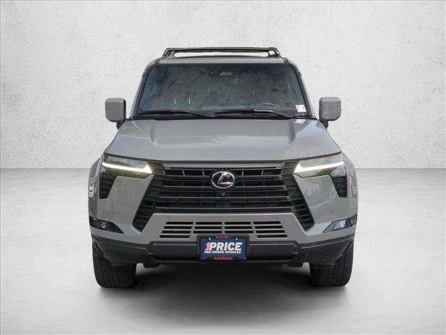 Used 2024 Lexus GX 550 w/ Accessory Package (2T) AWD/4WD video 2