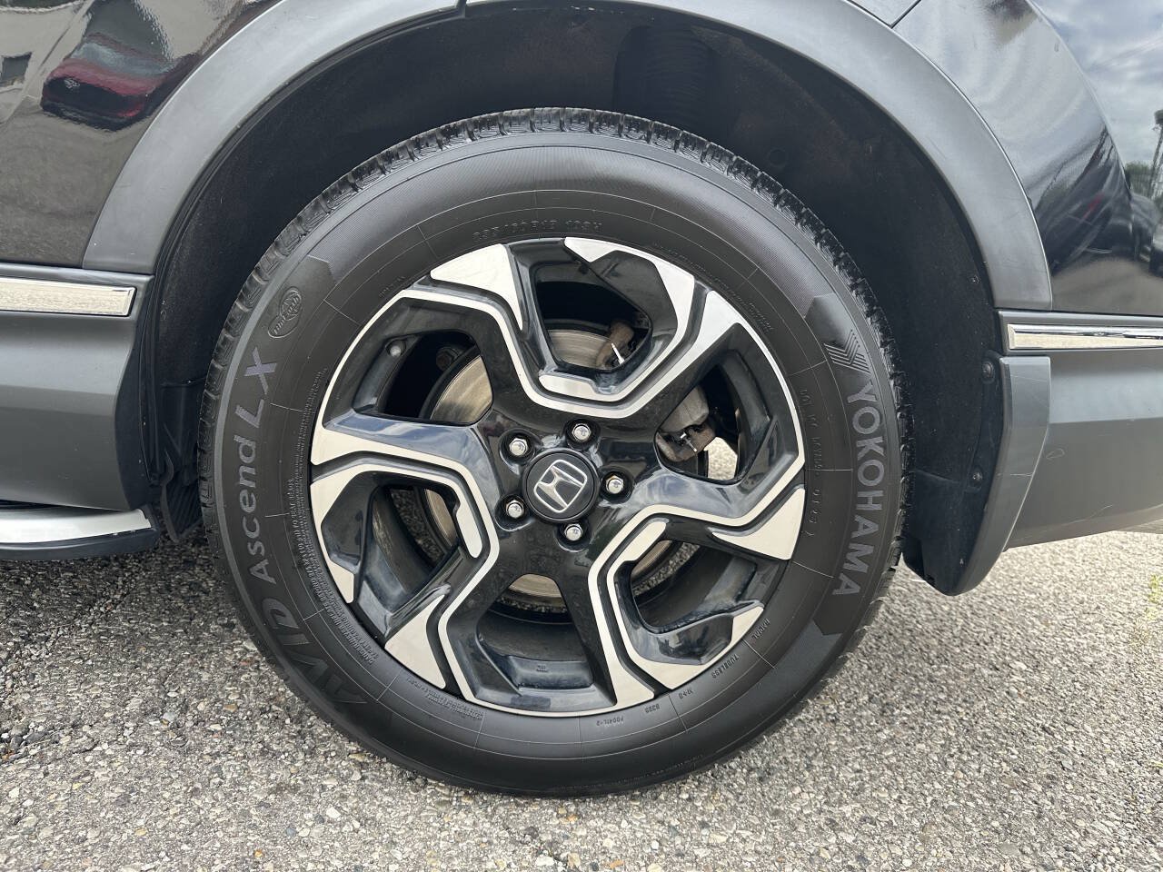 Used 2018 Honda CR-V Touring image 11