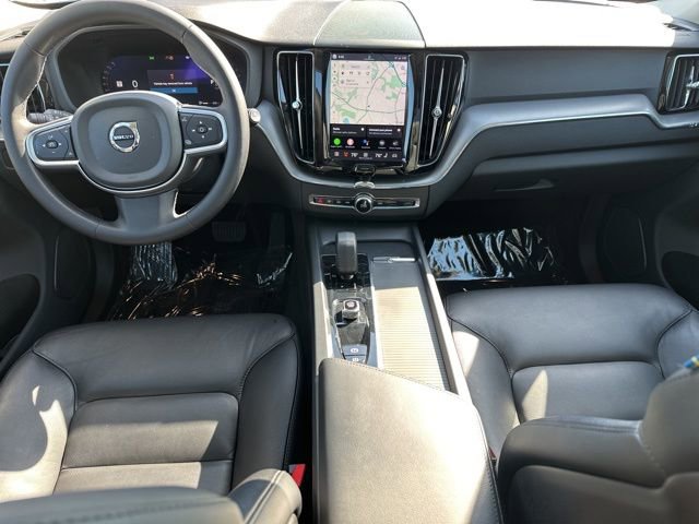 Certified 2023 Volvo XC60 B5 Core w/ Climate Package AWD/4WD image 15