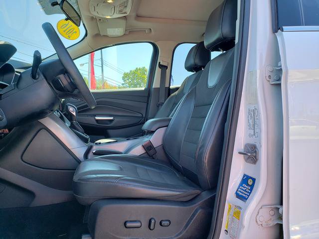 Used 2016 Ford Escape SE w/ SE Chrome Package AWD/4WD image 10
