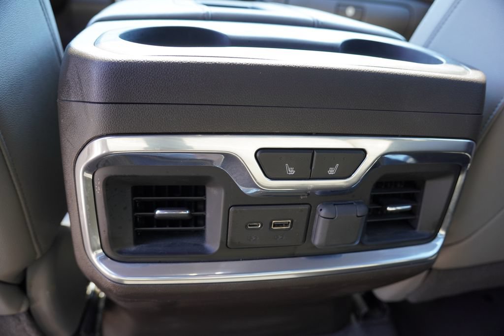 Certified 2019 Chevrolet Silverado 1500 LTZ w/ LTZ Premium Package AWD/4WD image 19